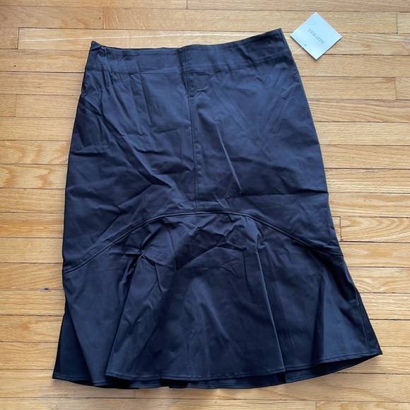 BNWT Ellen Tracy black skirt. Size 6 - Picture 1 of 3